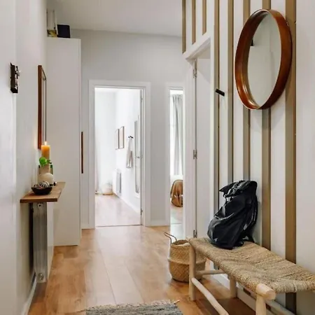 Апартаменты Luiza - 3 Bedroom In Eixample Dreta