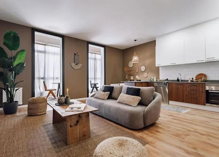 Apartment Luiza - 3 Bedroom In Eixample Dreta